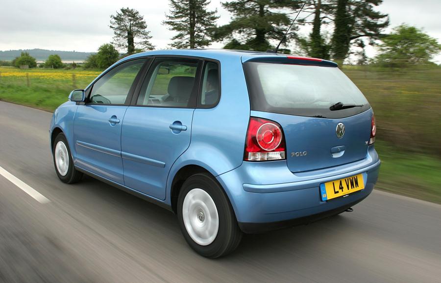  Volkswagen Polo 2005 года  (фото 10 из 16)